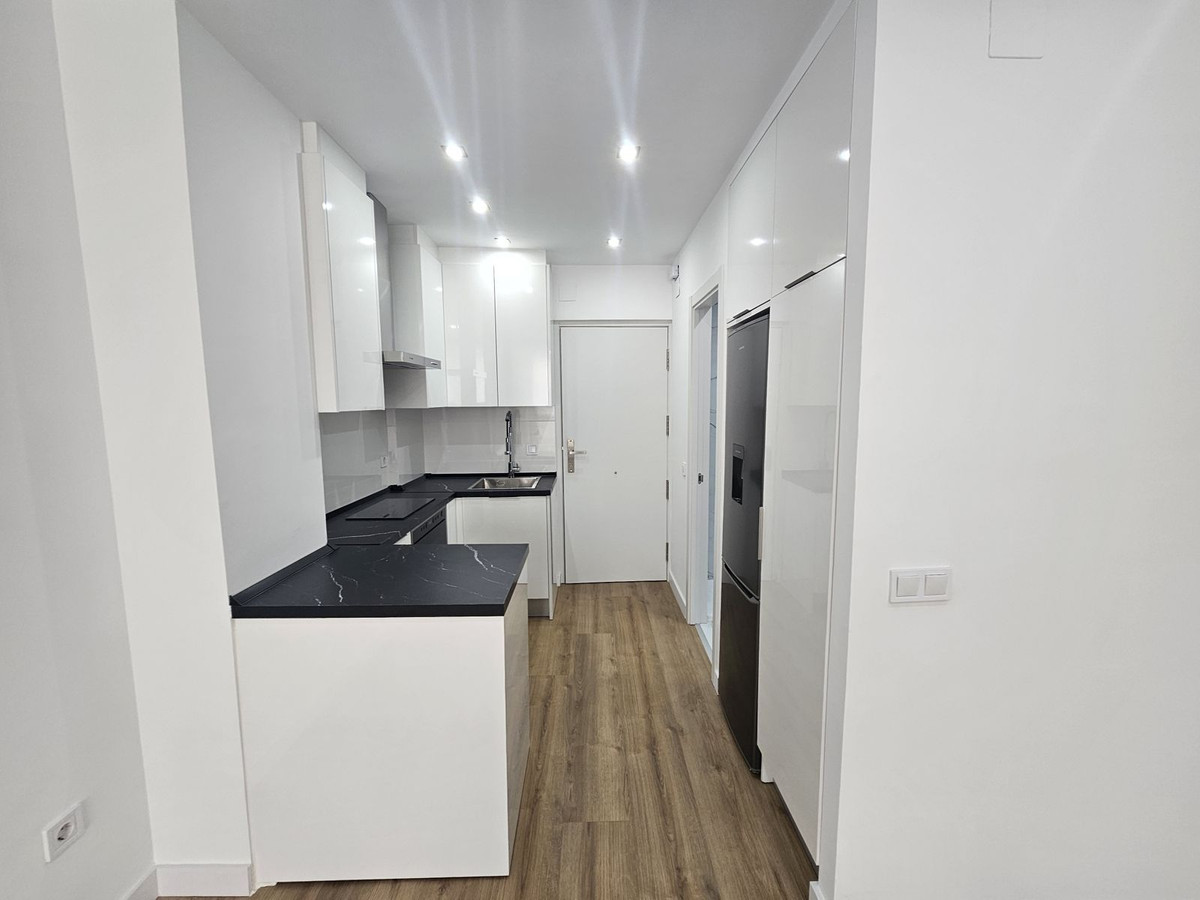 Apartment for sale in Benalmadena Costa | 0 bedrooms H5130862