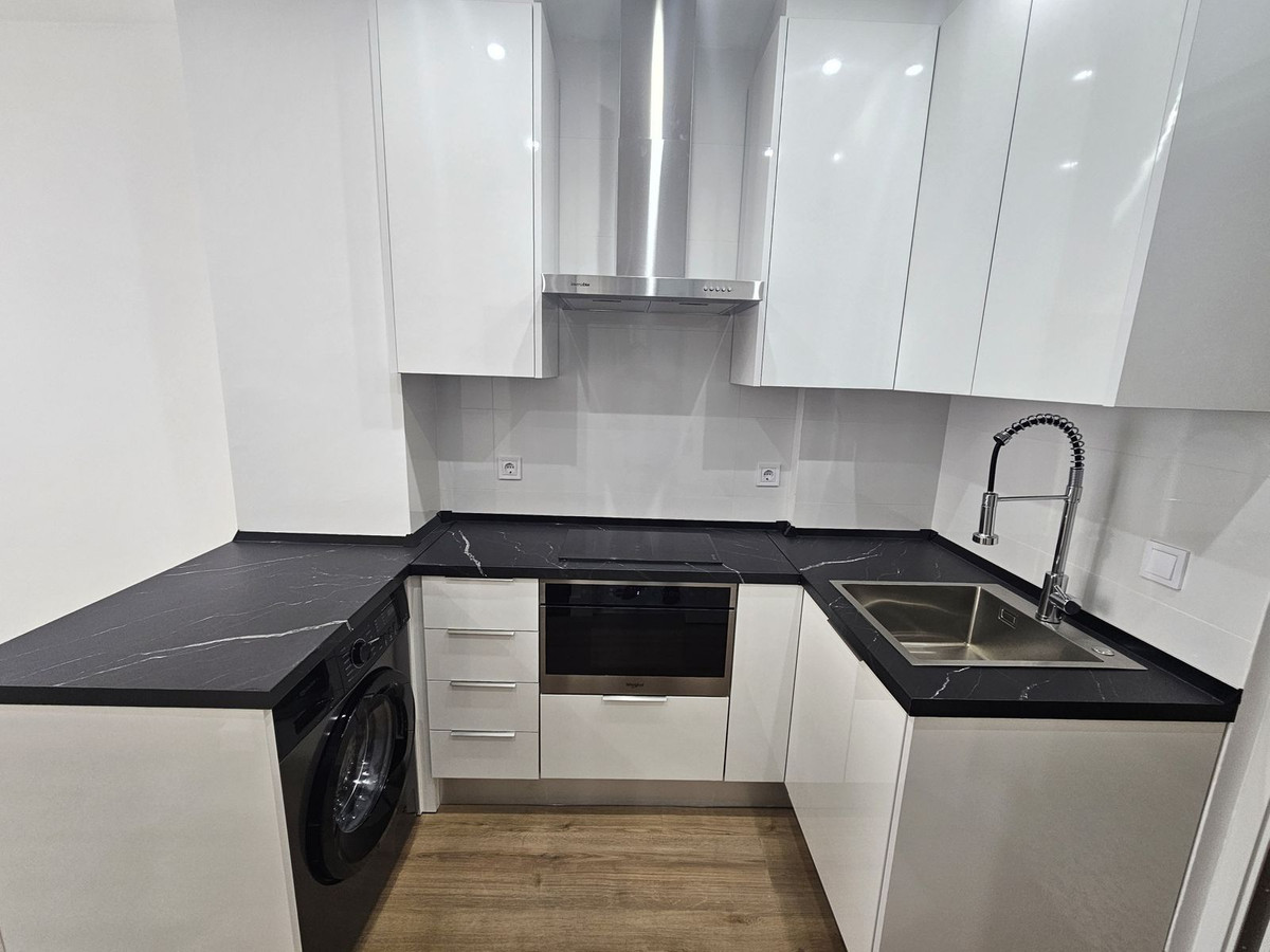 Apartment for sale in Benalmadena Costa | 0 bedrooms H5130862