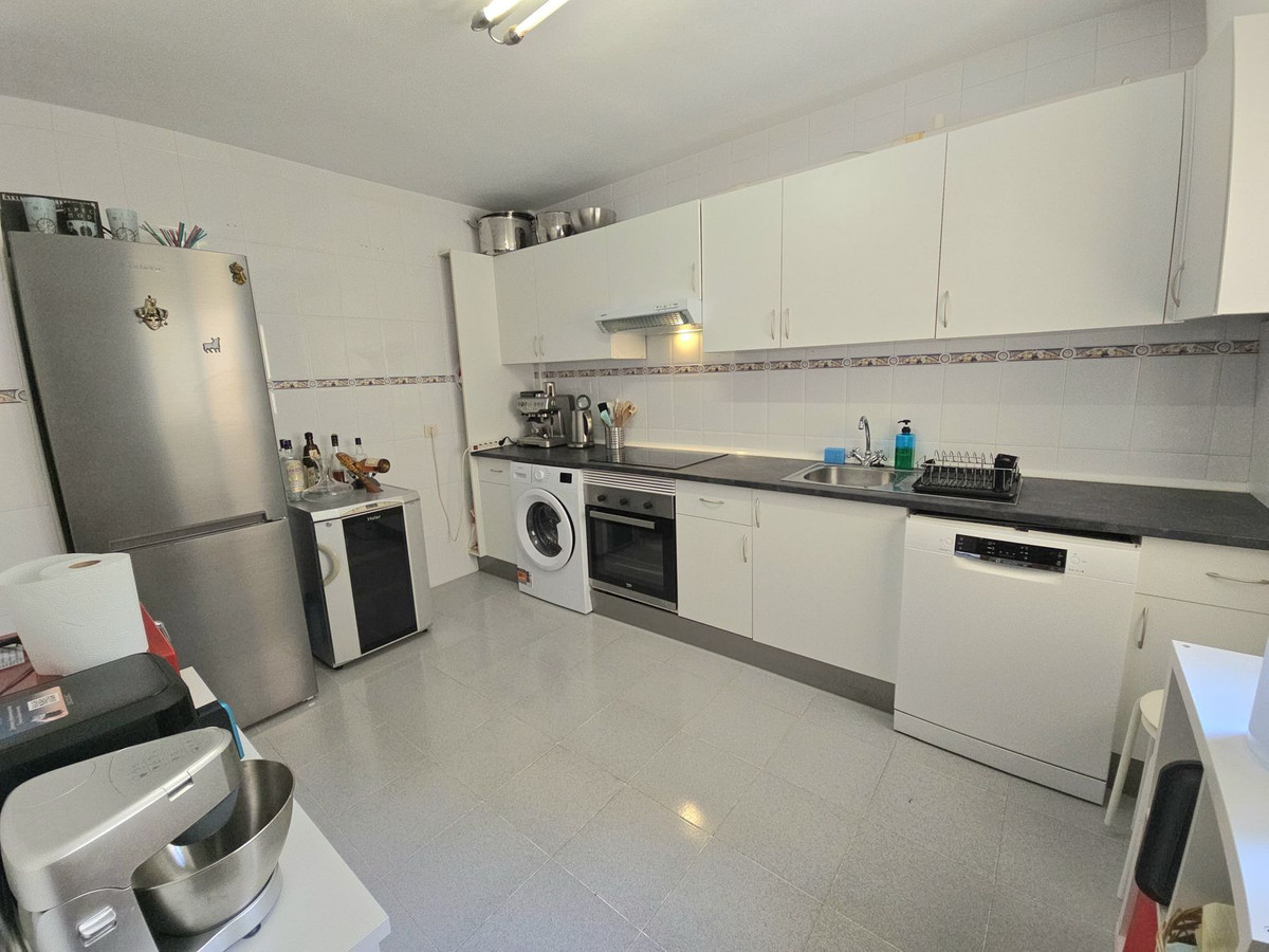 Appartement te koop in Benalmadena Costa | 2 slaapkamers H5131447