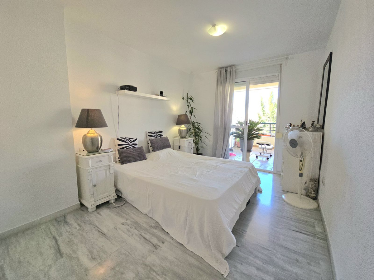 Appartement te koop in Benalmadena Costa | 2 slaapkamers H5131447
