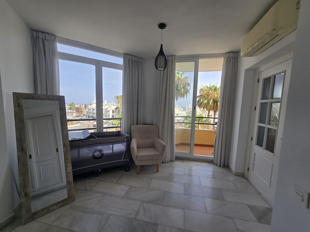 Appartement te koop in Benalmadena Costa | 2 slaapkamers H5142613