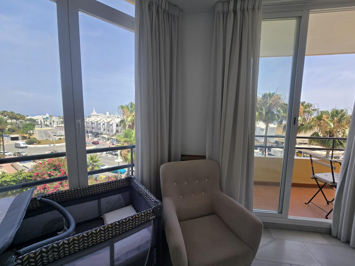 Appartement te koop in Benalmadena Costa | 2 slaapkamers H5142613