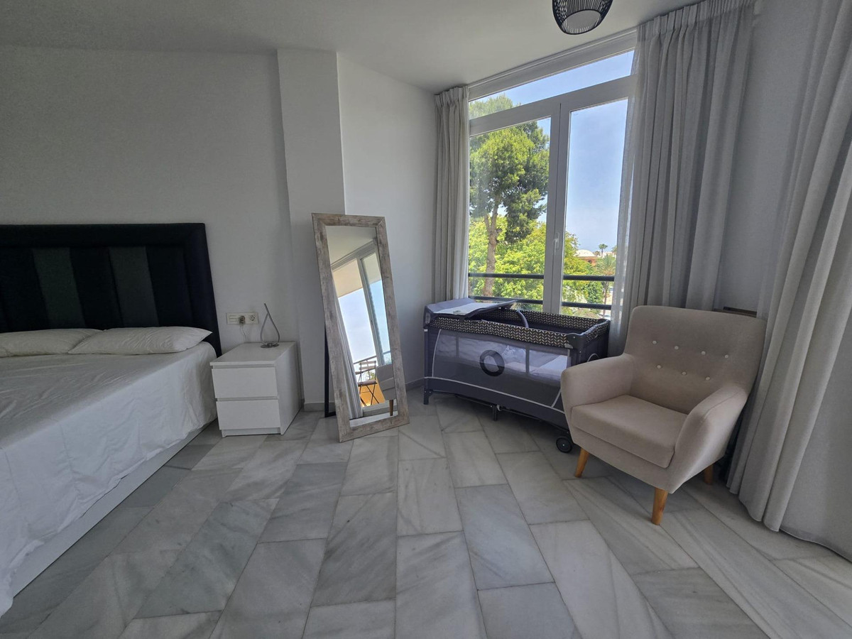 Appartement te koop in Benalmadena Costa | 2 slaapkamers H5142613