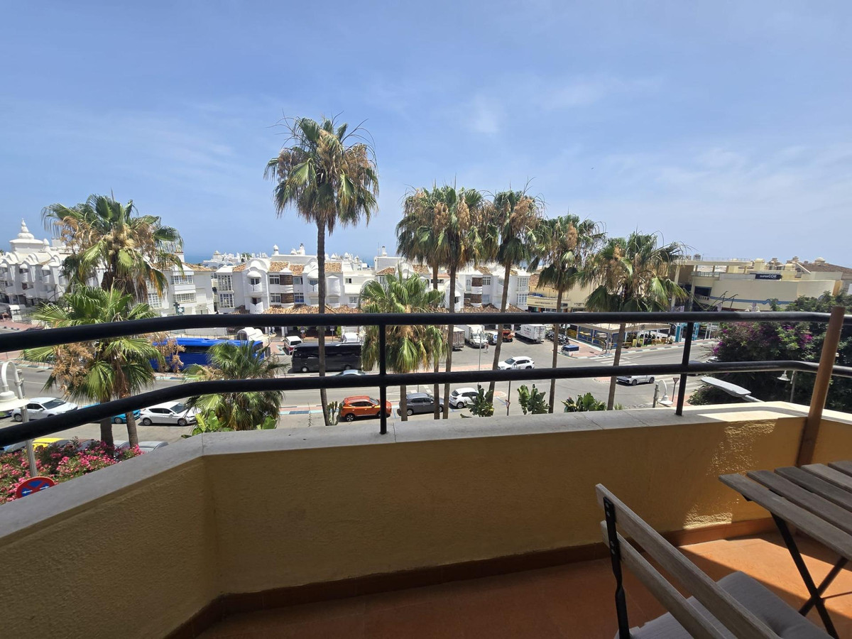 Appartement te koop in Benalmadena Costa | 2 slaapkamers H5142613
