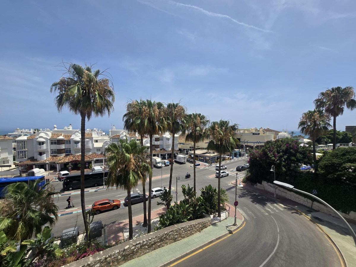 Appartement te koop in Benalmadena Costa | 2 slaapkamers H5142613