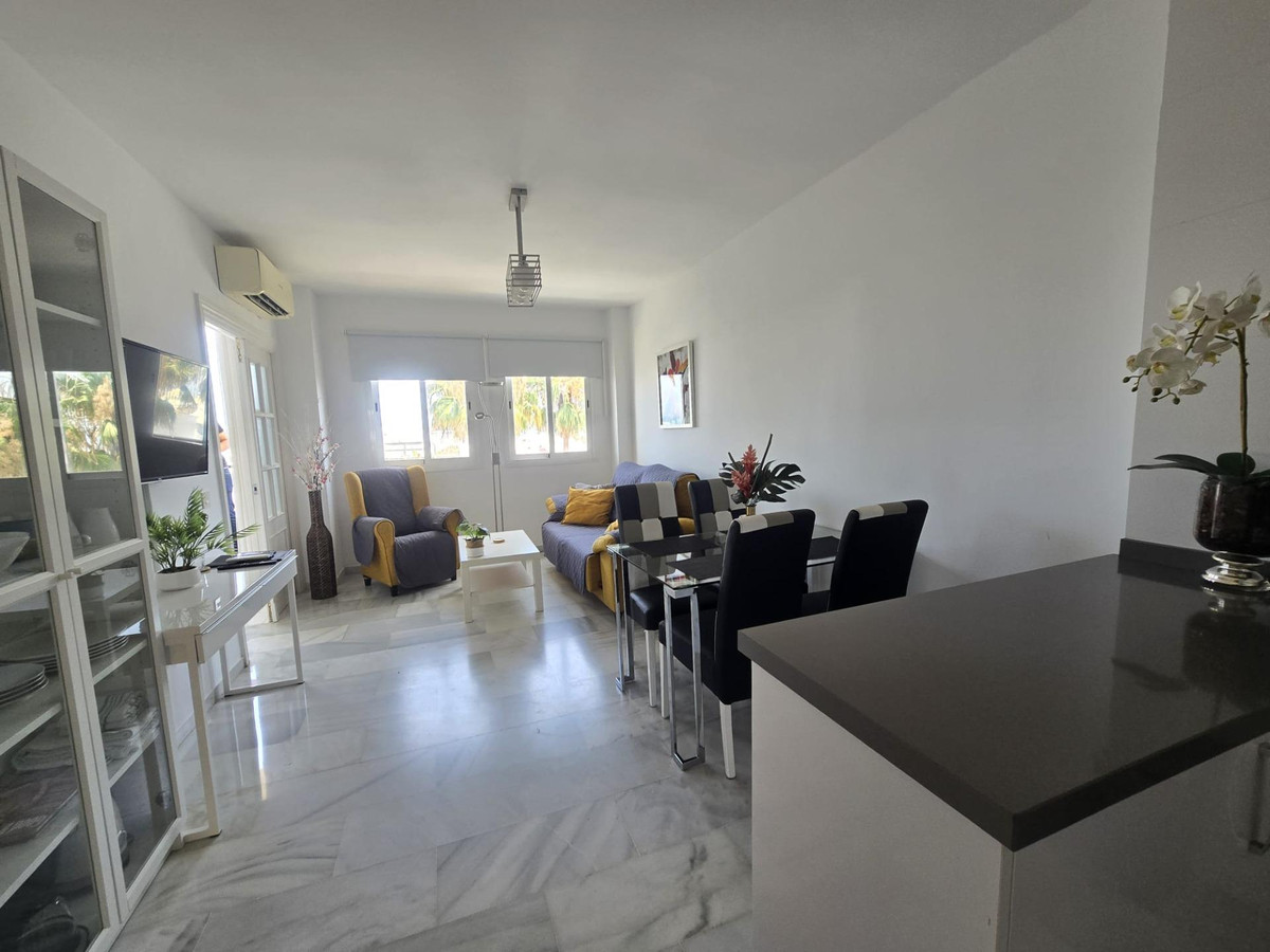 Appartement te koop in Benalmadena Costa | 2 slaapkamers H5142613
