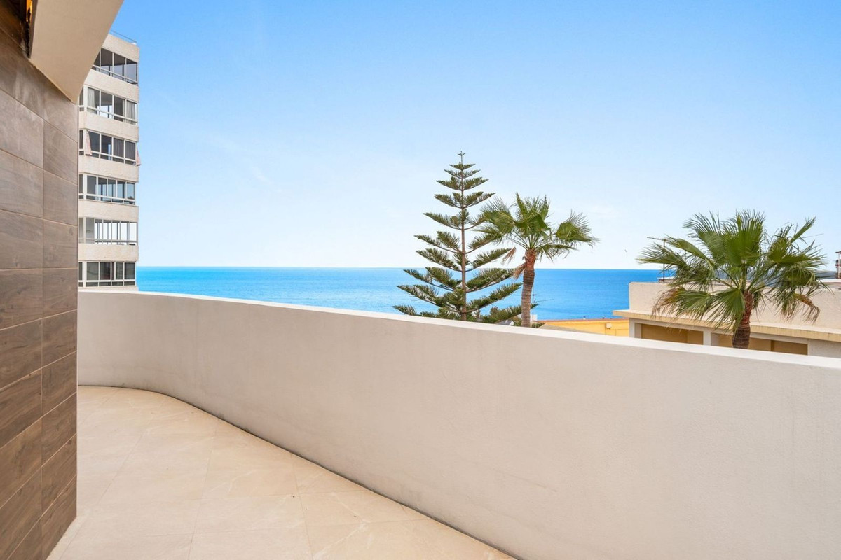 Appartement te koop in Benalmadena Costa | 2 slaapkamers H5158870