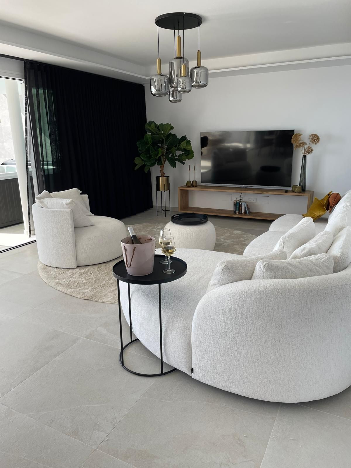 Property main view 4