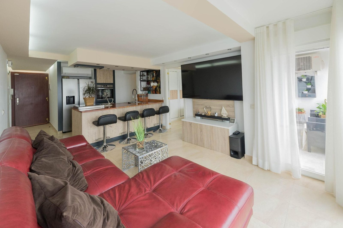 Appartement te koop in Benalmadena Costa | 2 slaapkamers H5166922