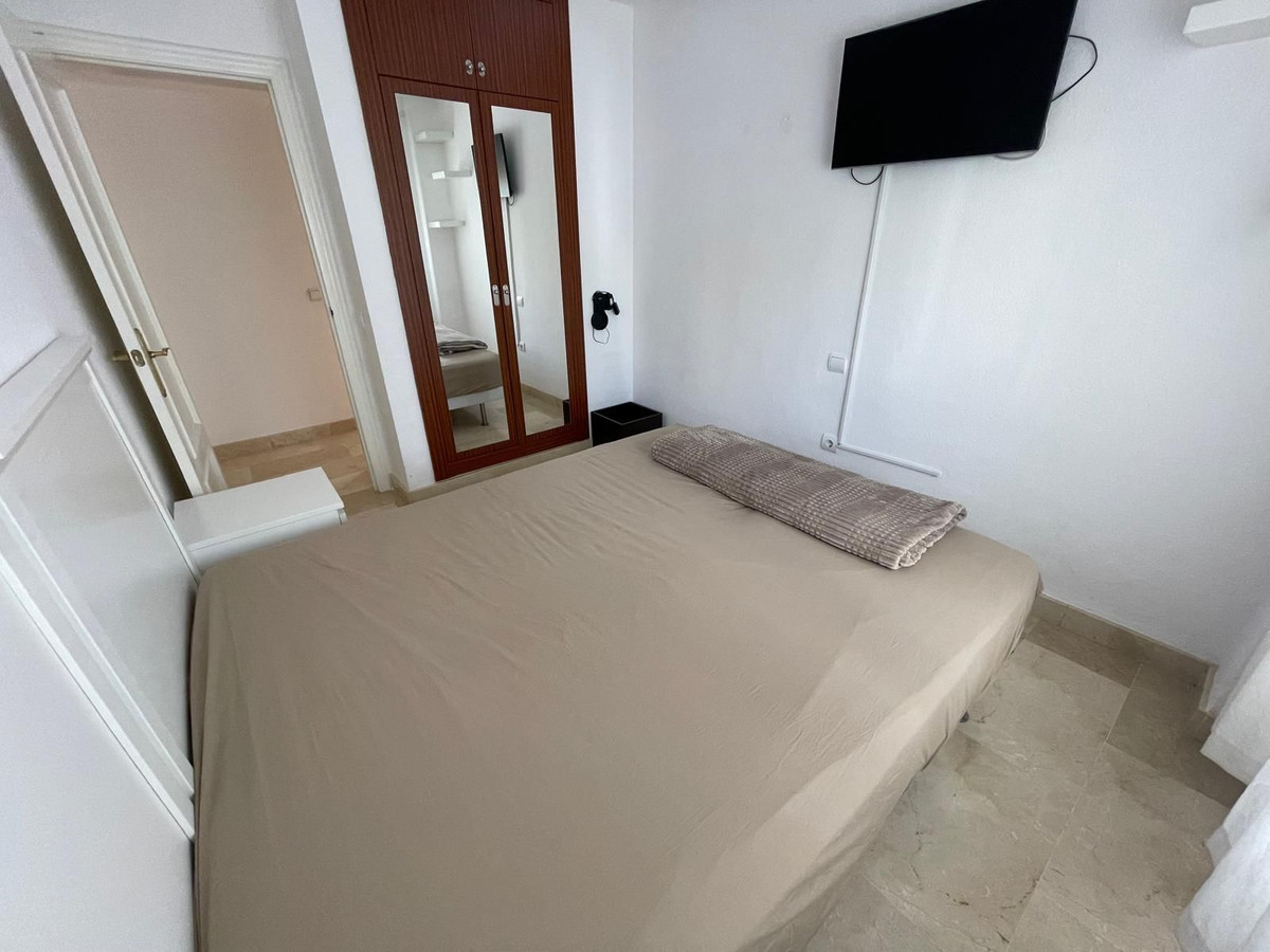 Appartement te koop in Torrequebrada | 2 slaapkamers H5214214
