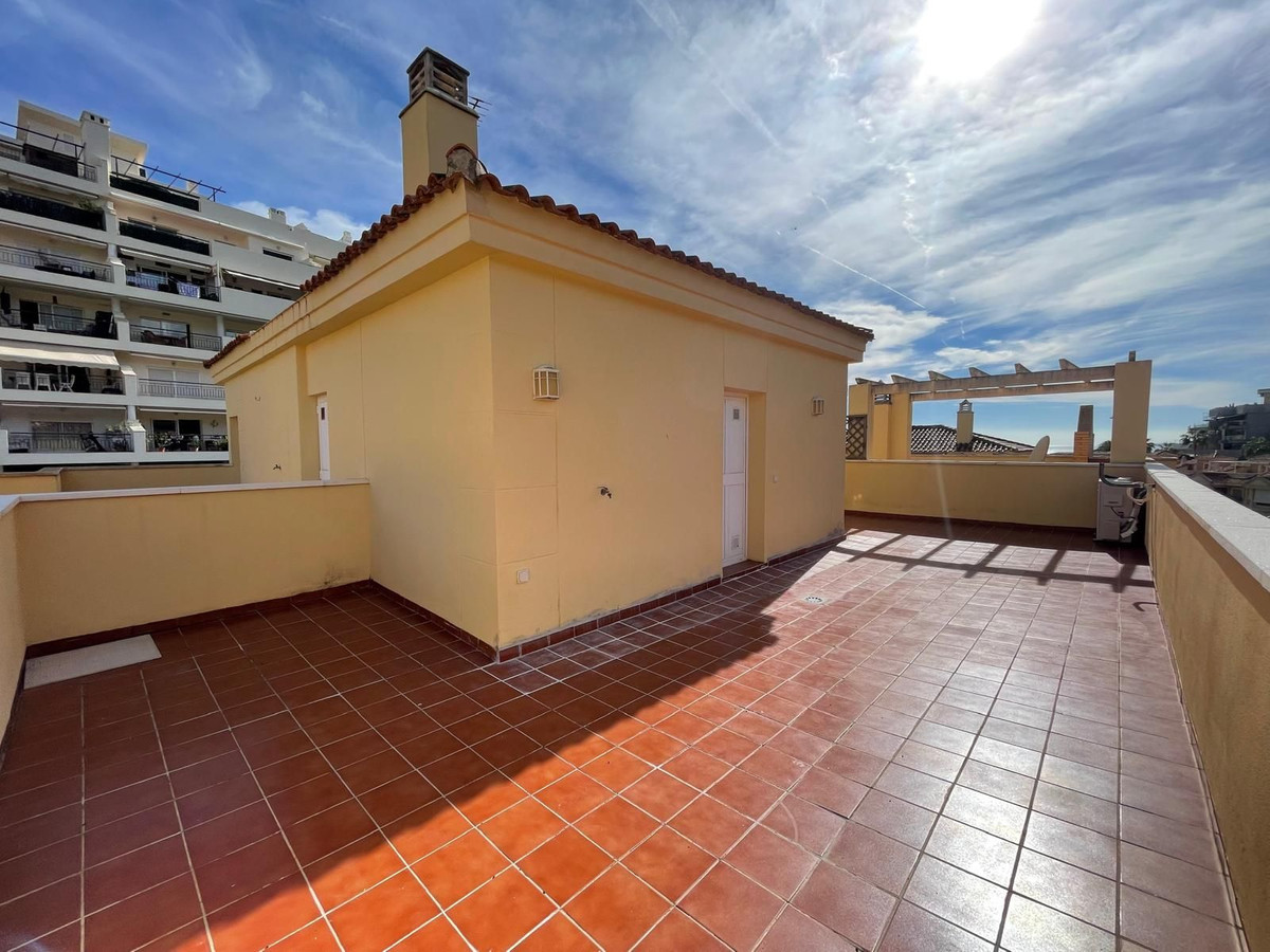 Appartement te koop in Torrequebrada | 2 slaapkamers H5214214