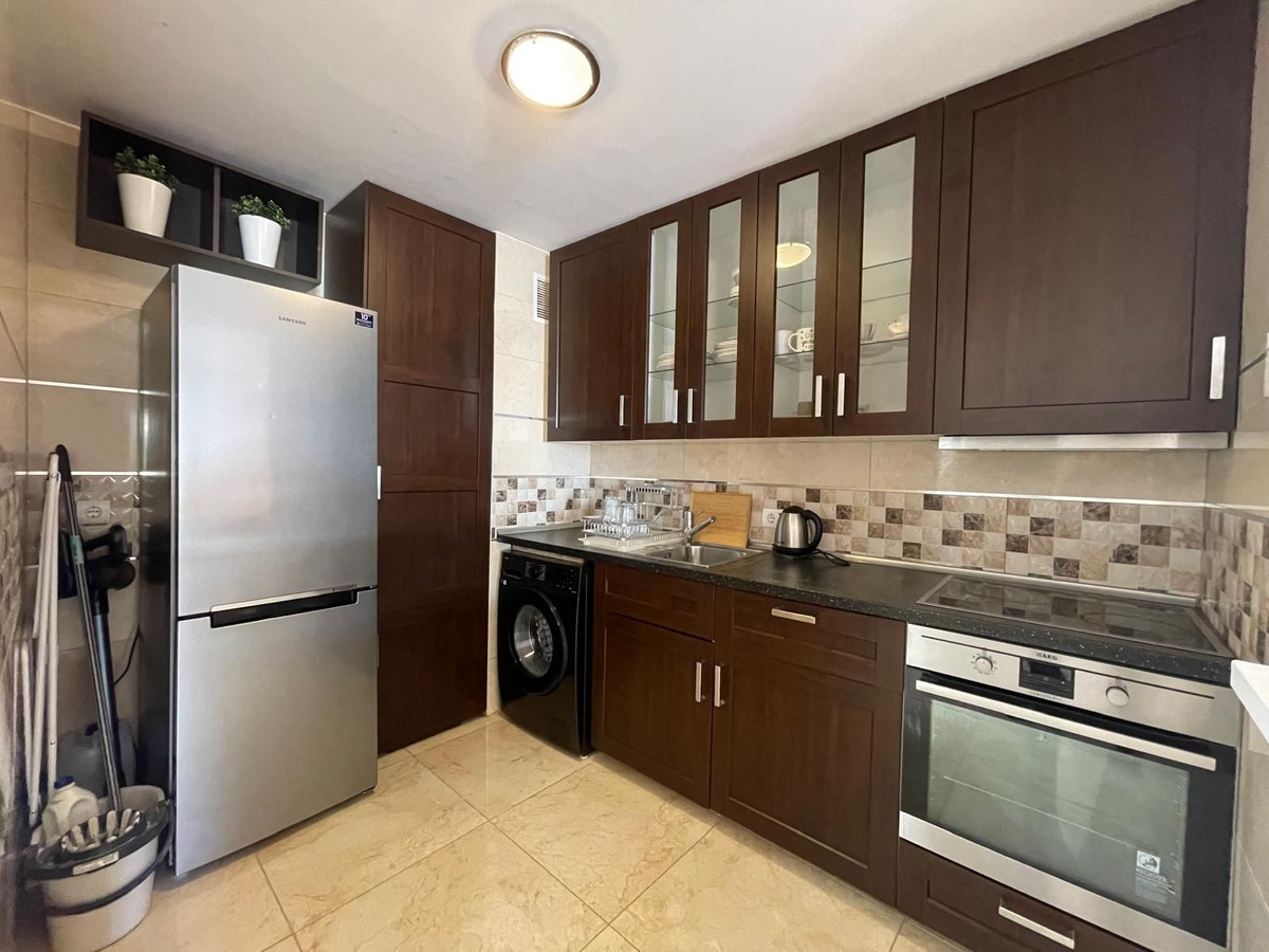 Appartement te koop in Torrequebrada | 2 slaapkamers H5214214