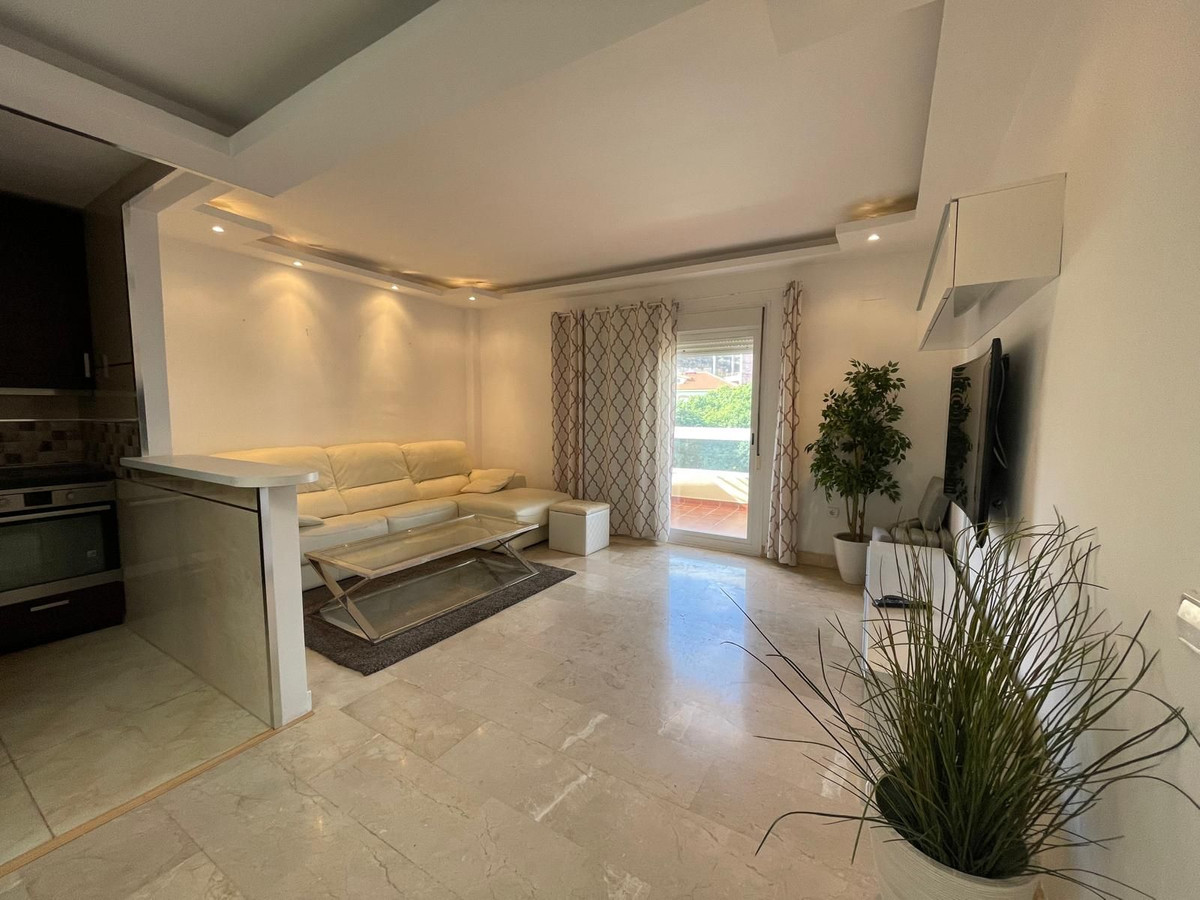 Appartement te koop in Torrequebrada | 2 slaapkamers H5214214