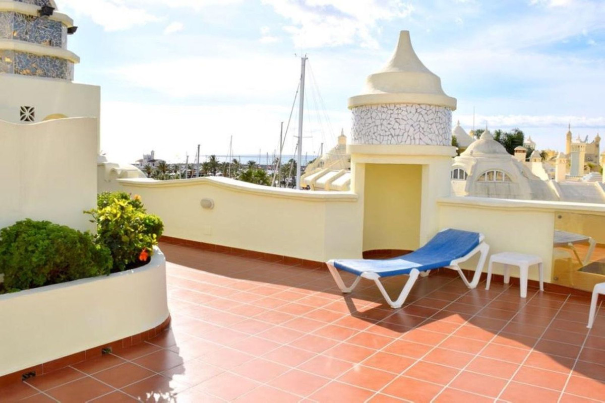 Appartement te koop in Benalmadena Costa | 3 slaapkamers H5223367