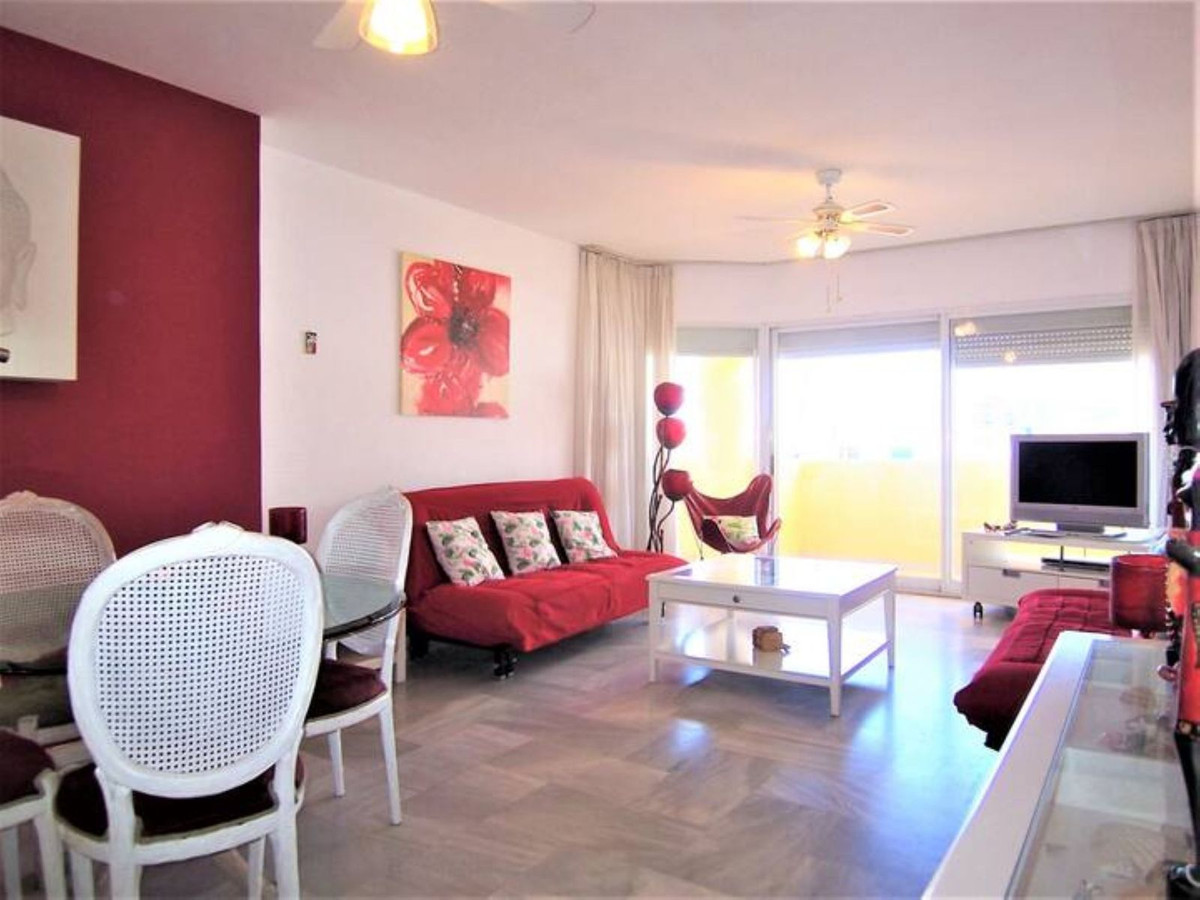 Appartement te koop in Benalmadena Costa | 2 slaapkamers H5223403