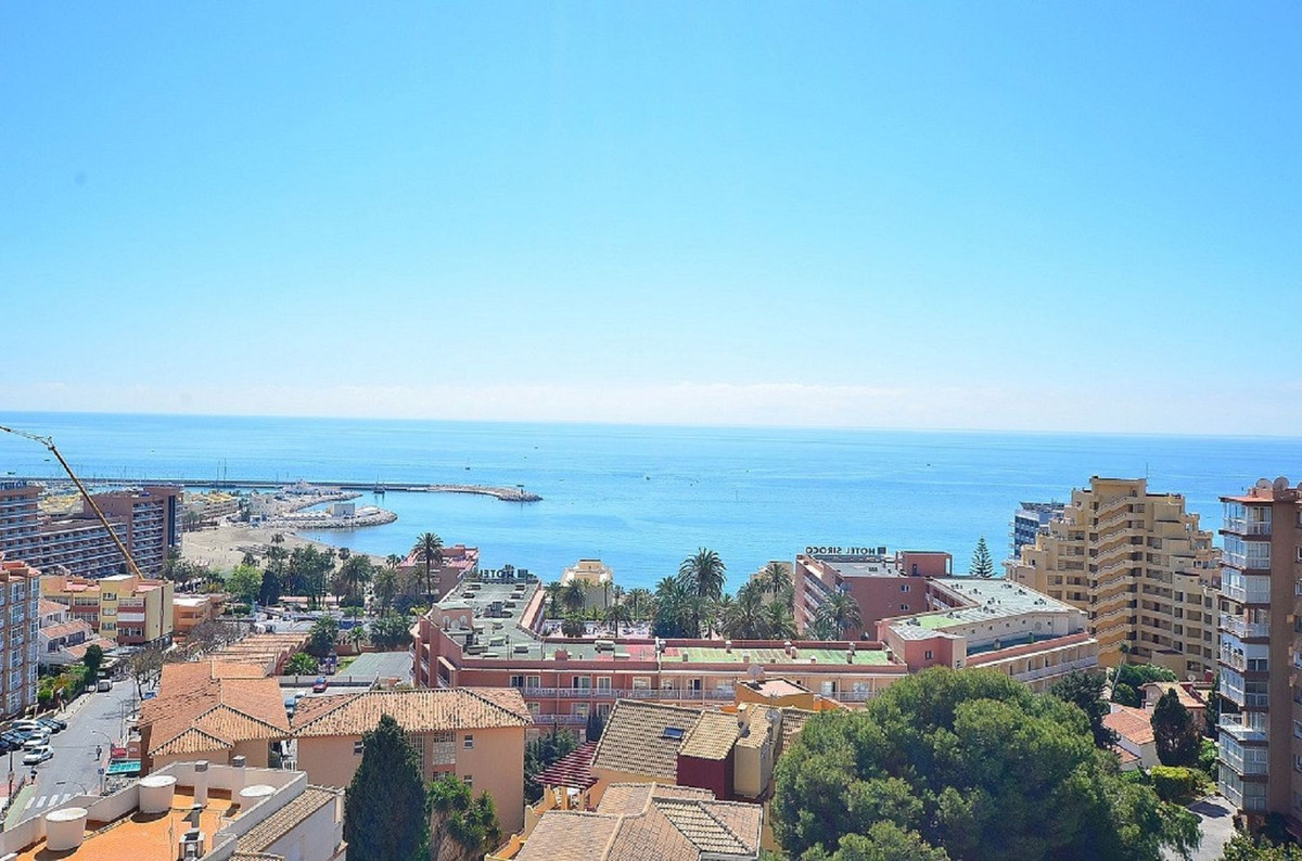 Appartement te koop in Benalmadena Costa | 2 slaapkamers H5245342