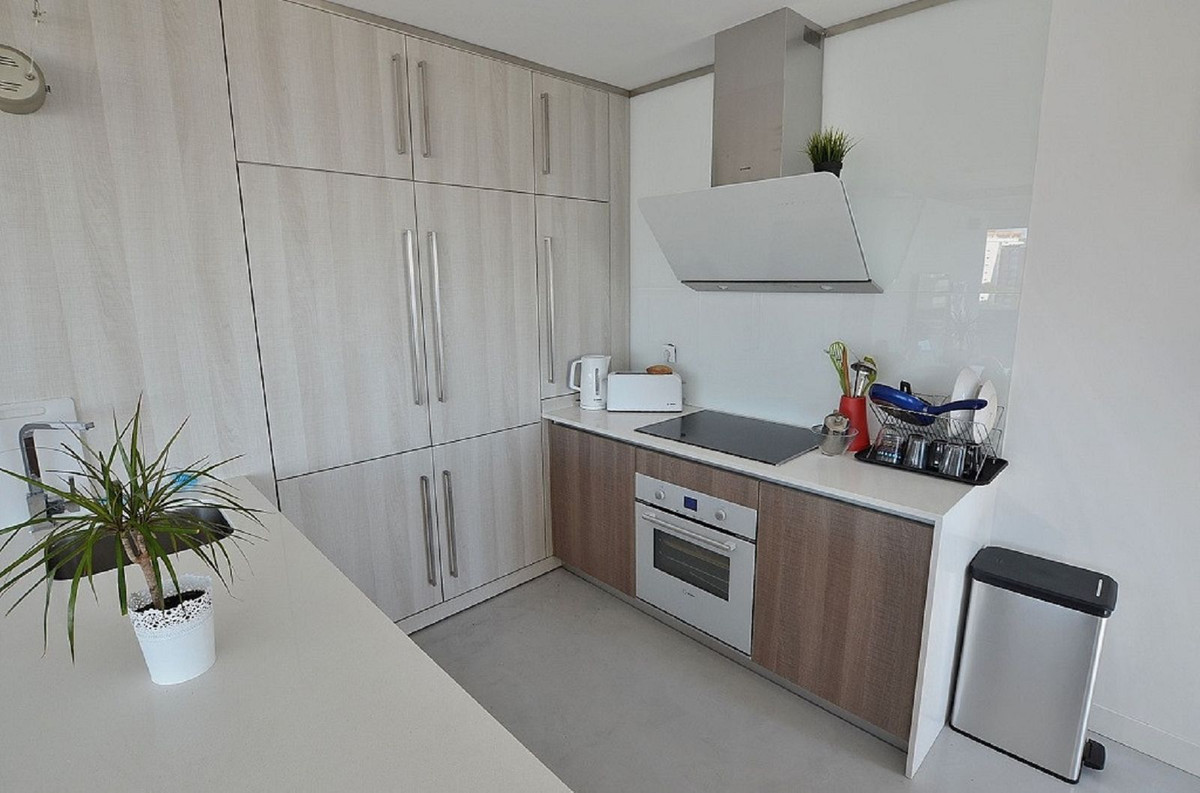 Appartement te koop in Benalmadena Costa | 2 slaapkamers H5245342