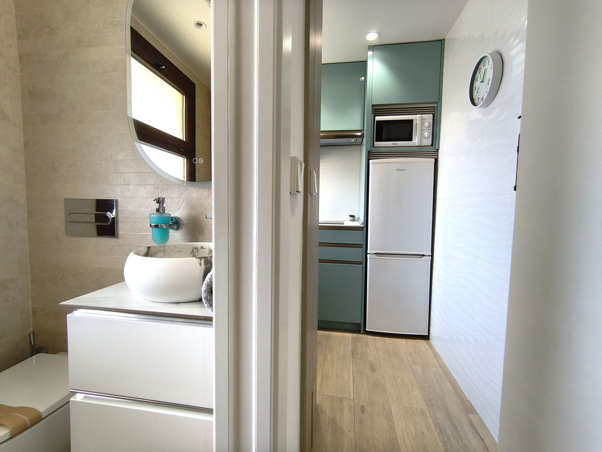 Appartement te koop in Benalmadena Costa | 1 slaapkamers H5250538