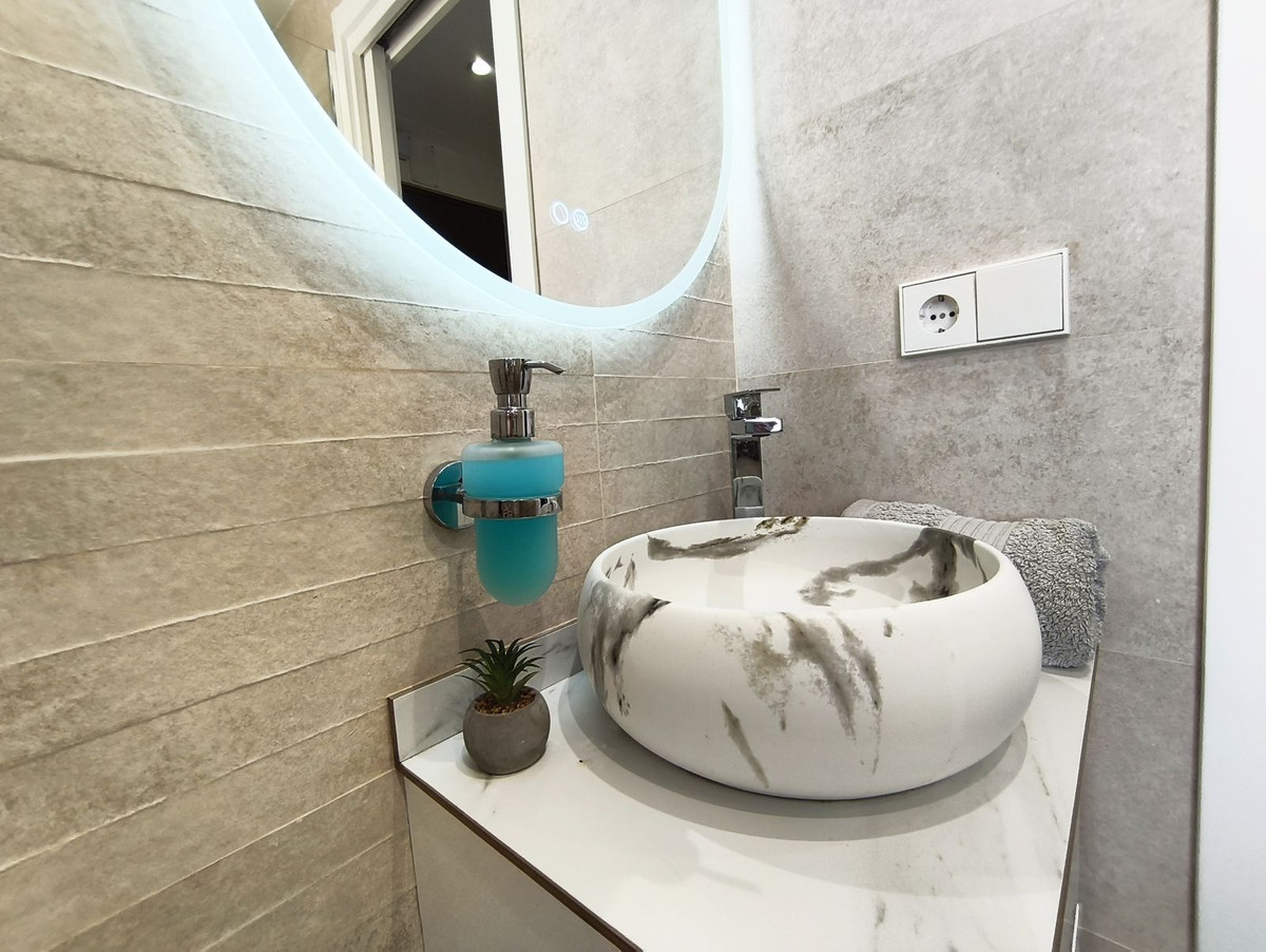 Appartement te koop in Benalmadena Costa | 1 slaapkamers H5250538