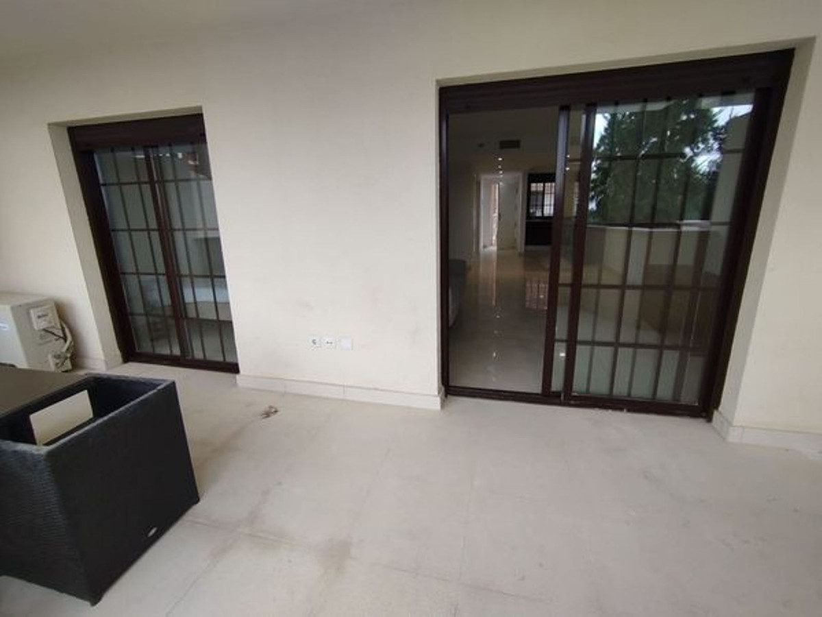 Appartement te koop in Benalmadena Costa | 4 slaapkamers H5251447