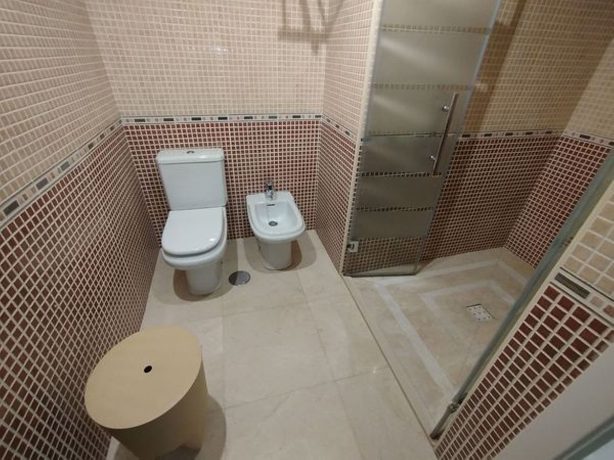 Appartement te koop in Benalmadena Costa | 4 slaapkamers H5251447