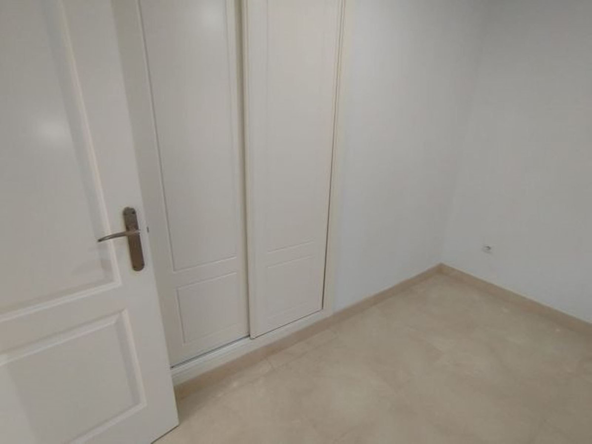 Appartement te koop in Benalmadena Costa | 4 slaapkamers H5251447