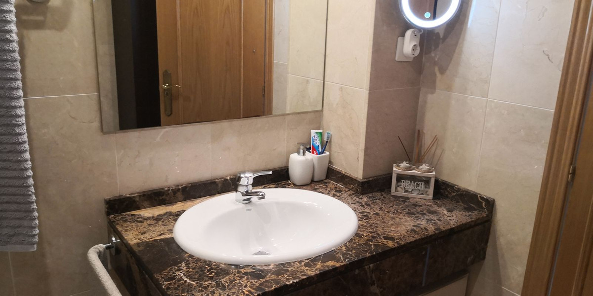 Appartement te koop in Benalmadena Costa | 1 slaapkamers H5256217