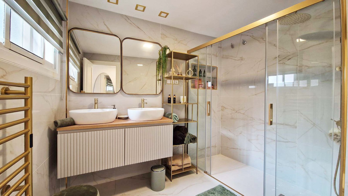 Appartement te koop in Benalmadena Costa | 3 slaapkamers H5258089