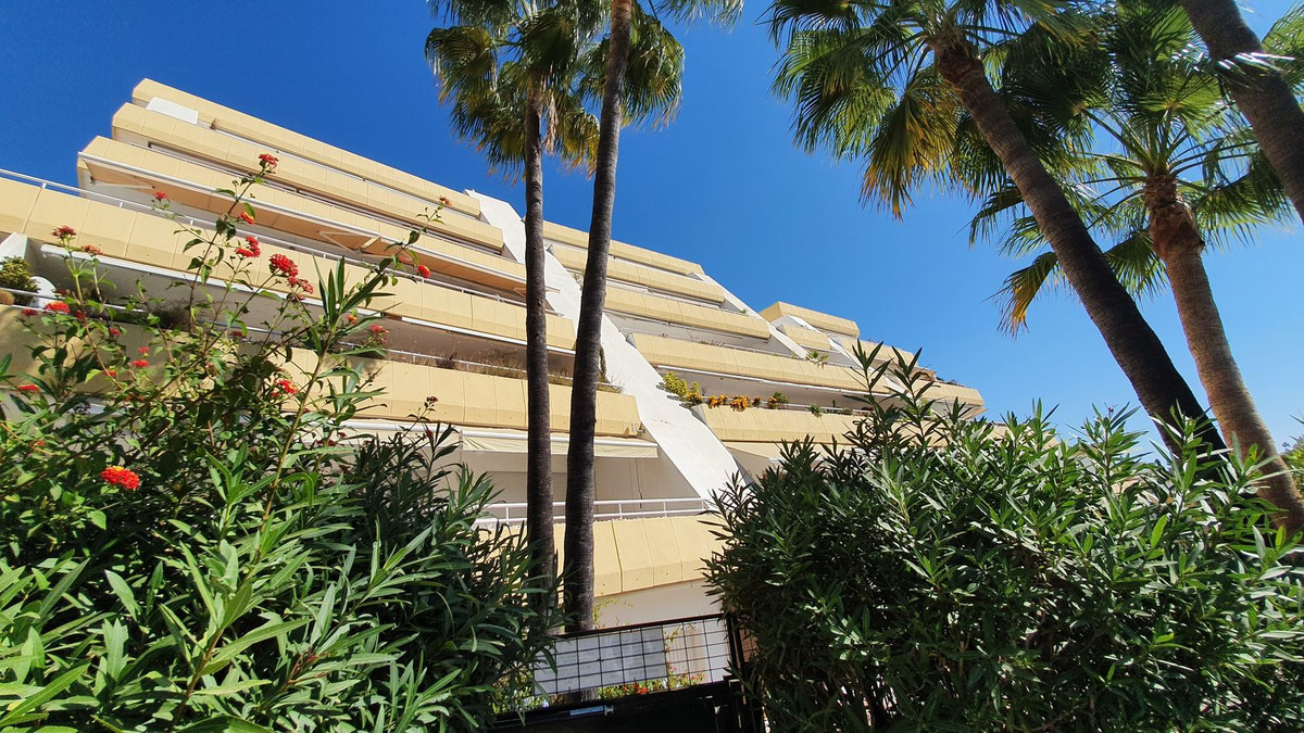 Appartement te koop in Benalmadena Costa | 3 slaapkamers H5258089