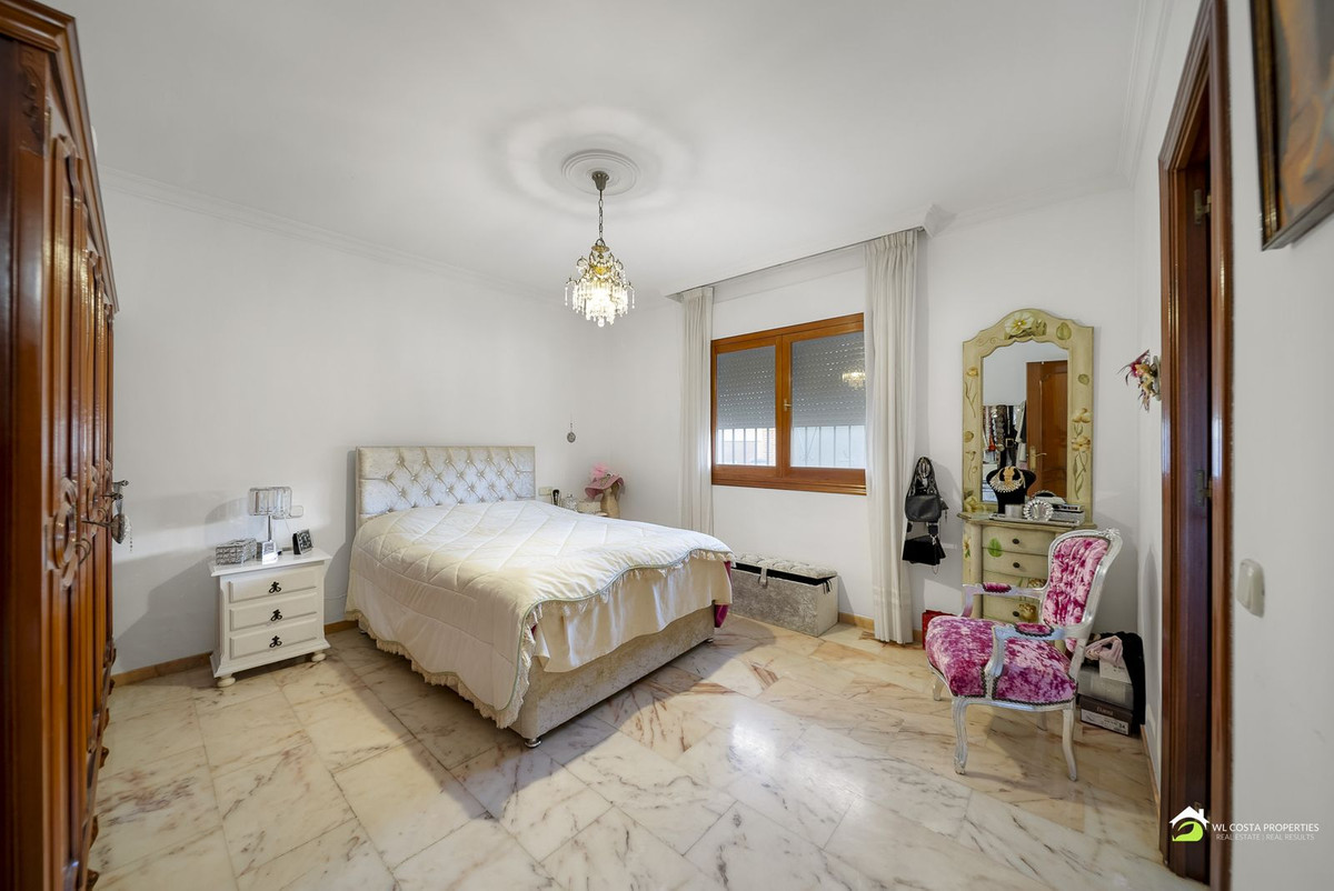 Appartement te koop in Benalmadena Costa | 3 slaapkamers H5271526