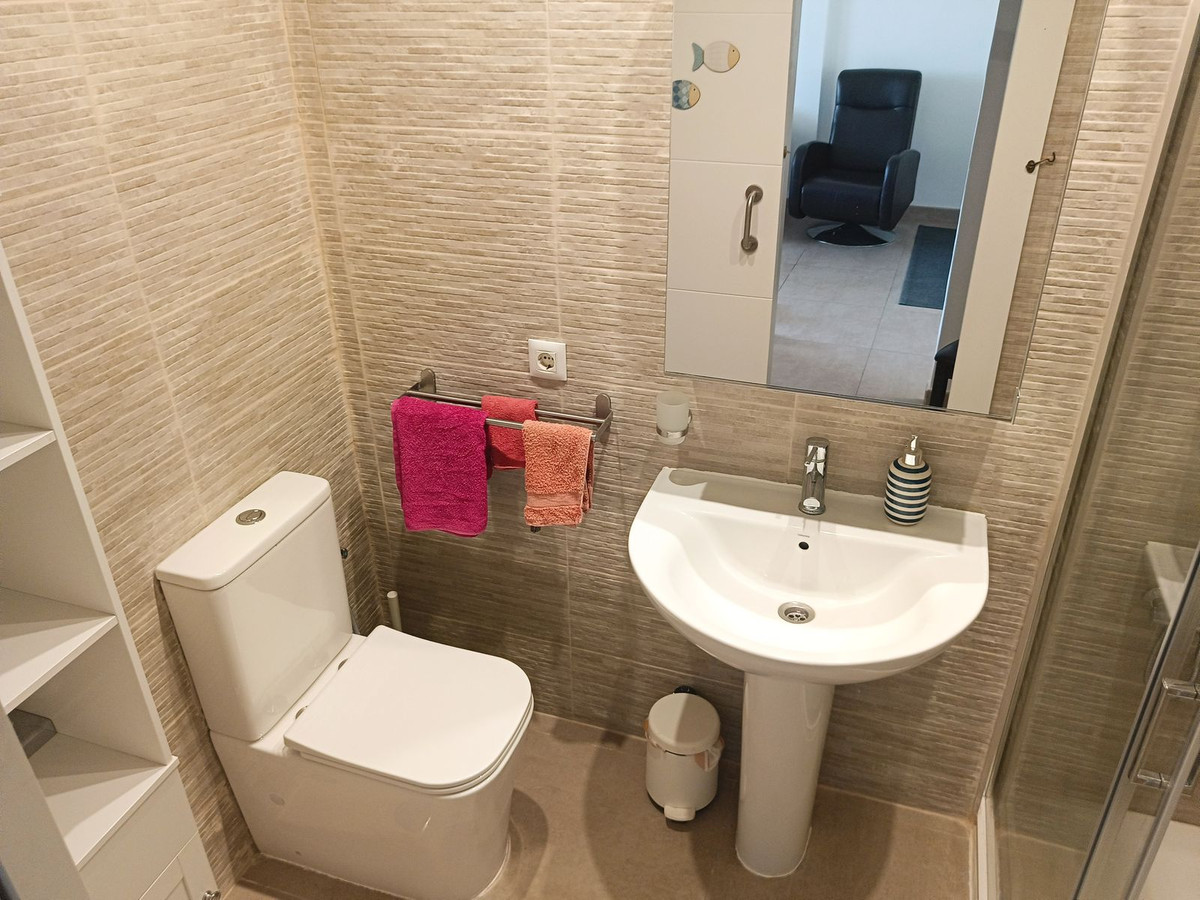 Appartement te koop in Benalmadena Costa | 2 slaapkamers H5293447