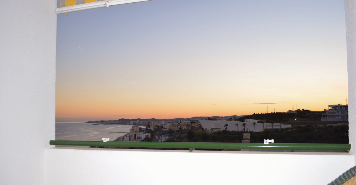 Appartement te koop in Benalmadena Costa | 2 slaapkamers H5293447