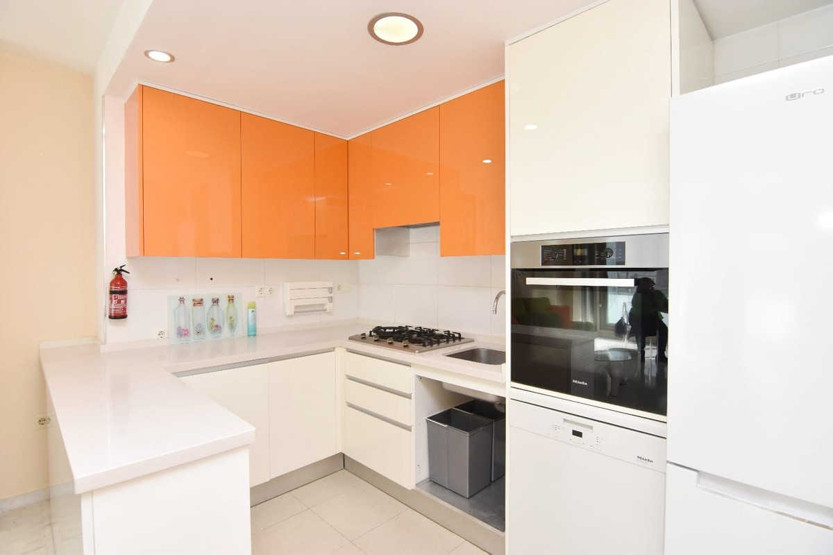 Appartement te koop in Benalmadena Costa | 1 slaapkamers H5299642