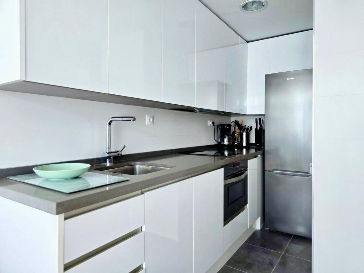 Appartement te koop in Benalmadena Costa | 1 slaapkamers H5309005