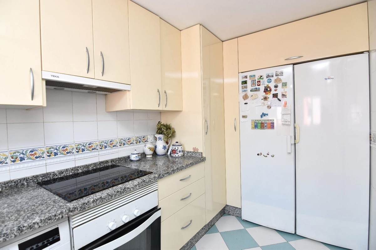 Appartement te koop in Benalmadena Costa | 4 slaapkamers H5315929