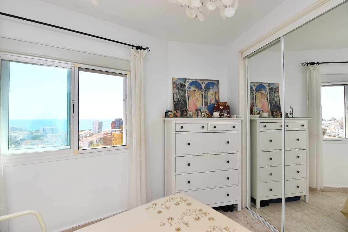 Appartement te koop in Benalmadena Costa | 4 slaapkamers H5315929