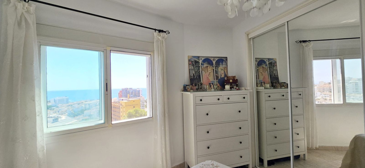 Appartement te koop in Benalmadena Costa | 4 slaapkamers H5315929