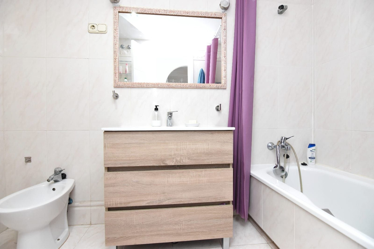 Appartement te koop in Benalmadena Costa | 4 slaapkamers H5315929