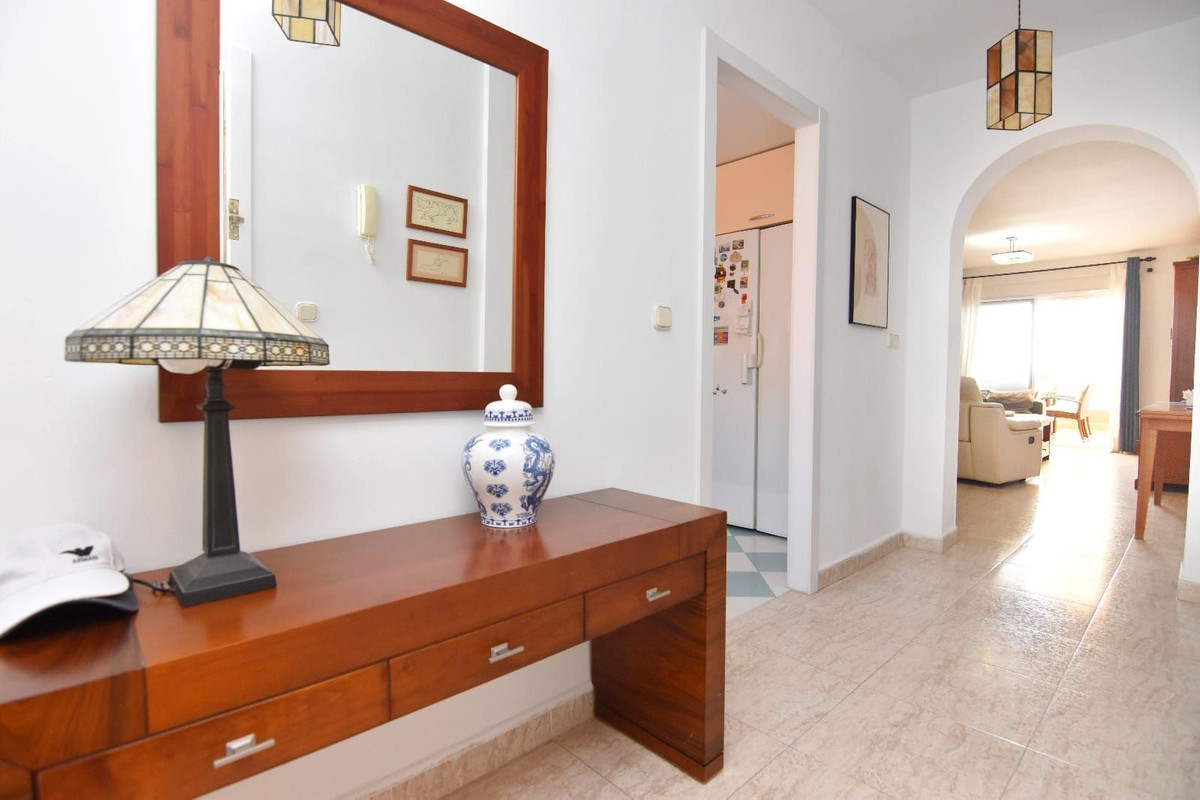 Appartement te koop in Benalmadena Costa | 4 slaapkamers H5315929