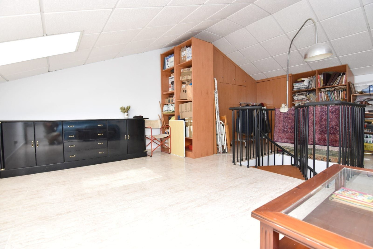 Appartement te koop in Benalmadena Costa | 4 slaapkamers H5315929
