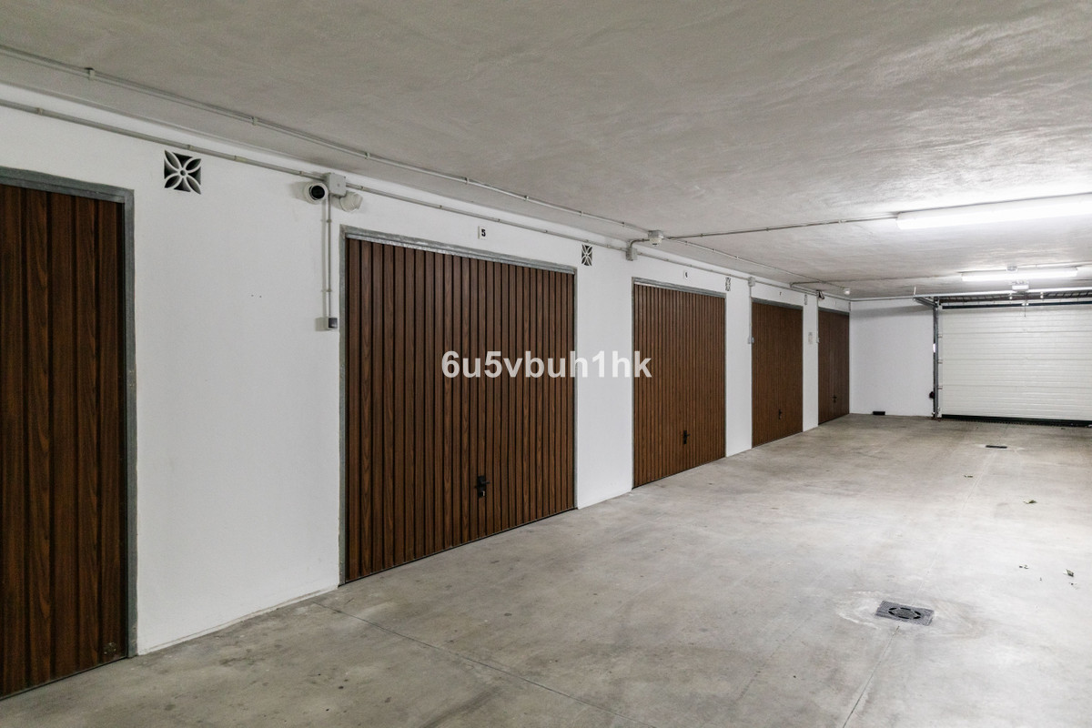 Appartement te koop in Benalmadena Costa | 2 slaapkamers H5324845