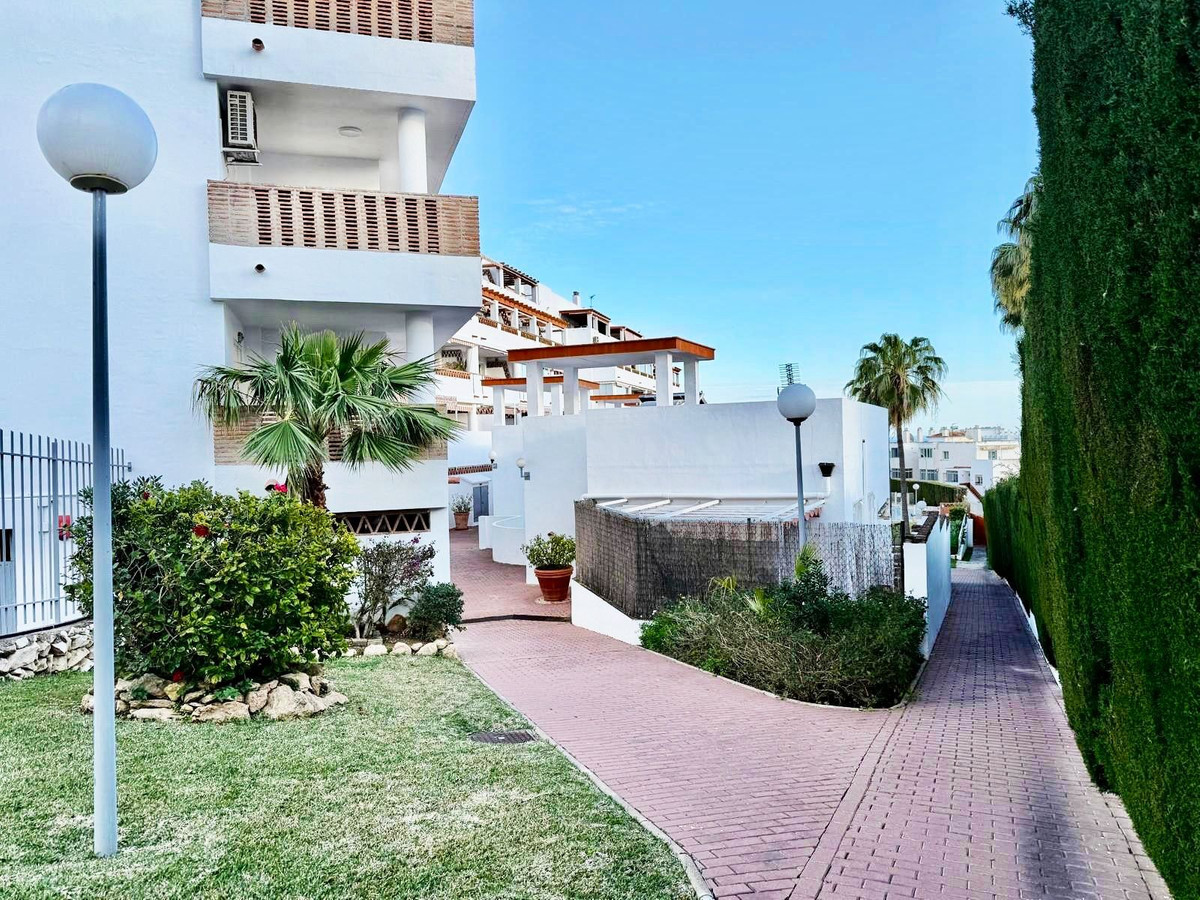 Appartement te koop in Benalmadena Costa | 2 slaapkamers H5324905