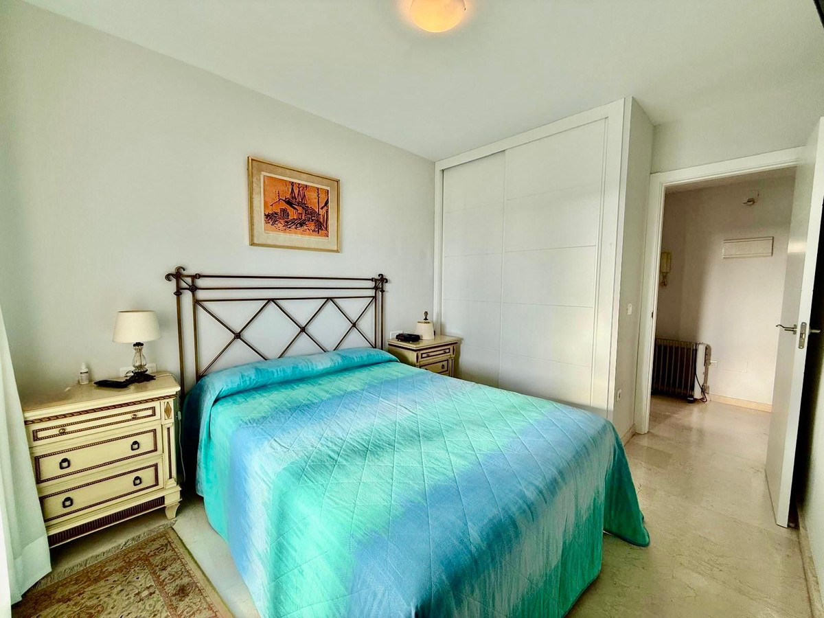 Appartement te koop in Benalmadena Costa | 2 slaapkamers H5324905