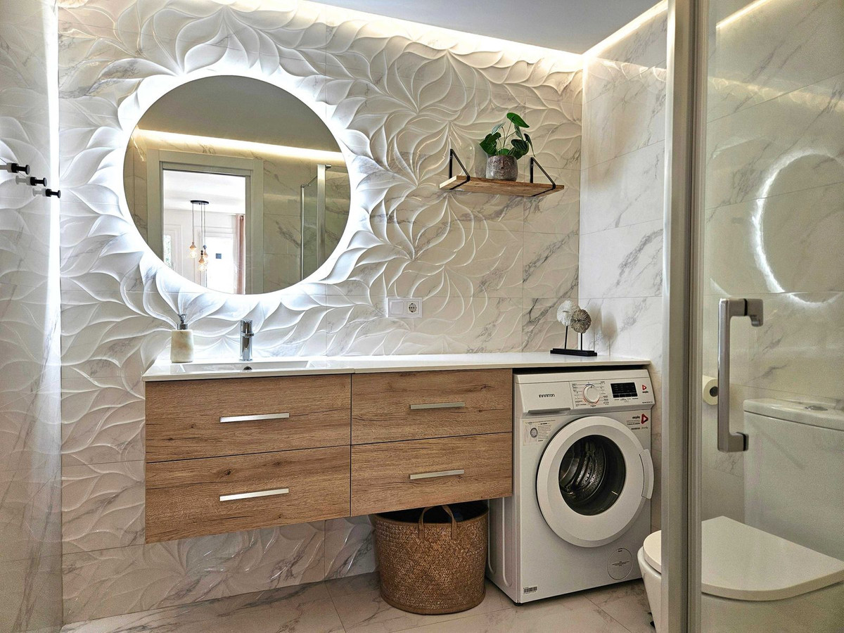 Appartement te koop in Benalmadena Costa | 1 slaapkamers H5324977