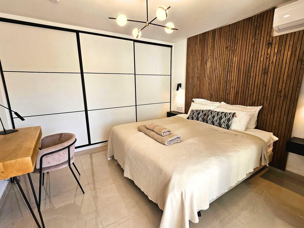 Appartement te koop in Benalmadena Costa | 1 slaapkamers H5324977