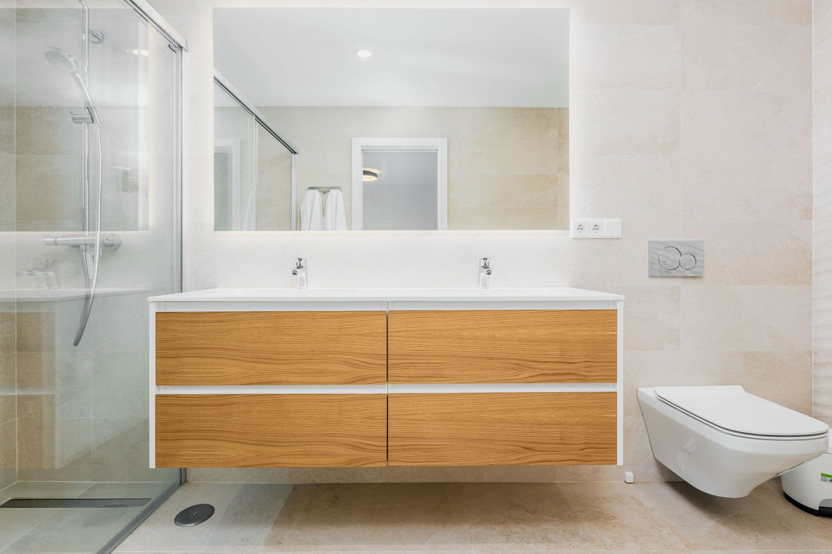 Appartement te koop in Benalmadena Costa | 2 slaapkamers H5330710