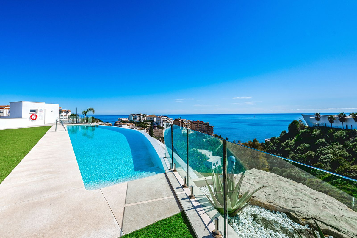 Appartement te koop in Benalmadena Costa | 2 slaapkamers H5330710