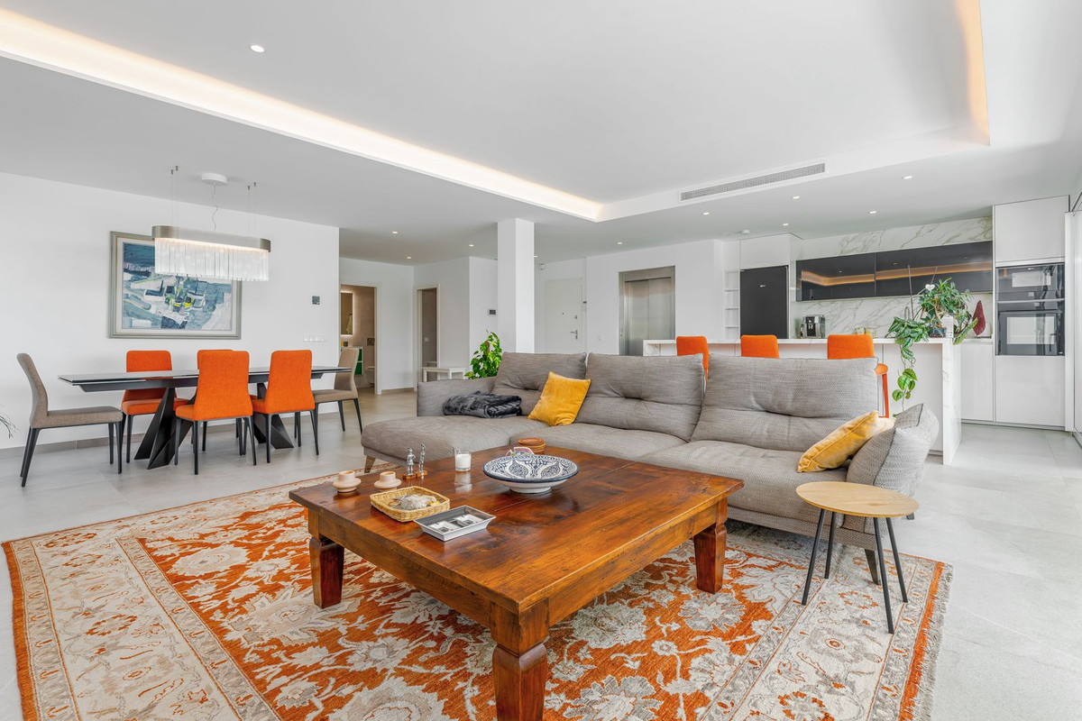 Appartement te koop in Benalmadena Costa | 2 slaapkamers H5330710