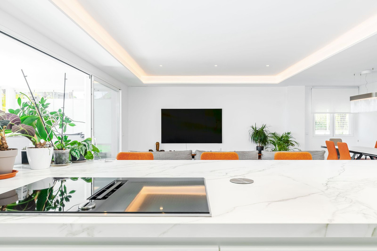 Appartement te koop in Benalmadena Costa | 2 slaapkamers H5330710