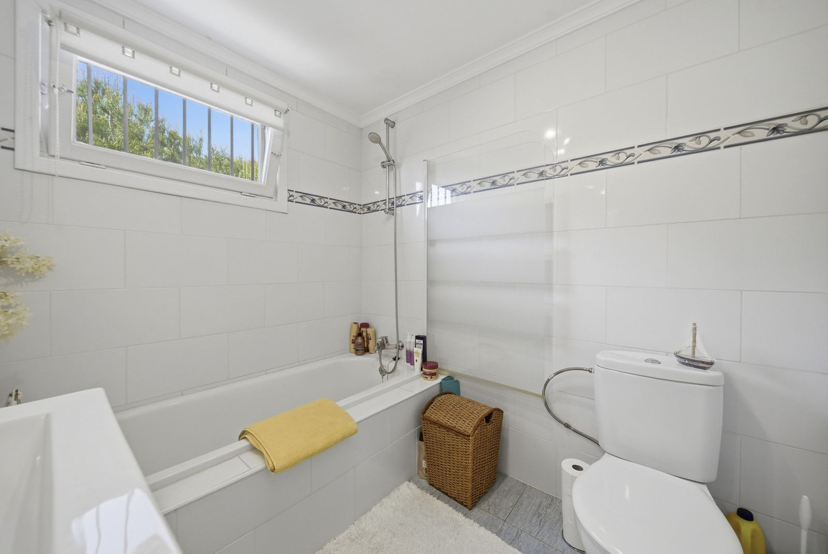 Appartement te koop in Benalmadena Costa | 1 slaapkamers H5338048